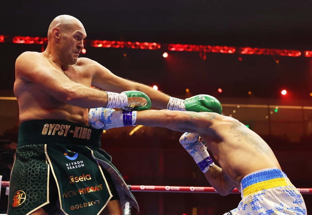 usyk-thang-fury-02-8477-jpg Usyk thắng Fury 02.jpg